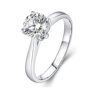 High quality clear stone brilliant solitaire
